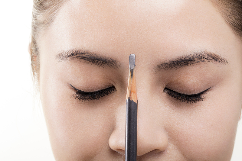 美股调整掩盖科技光芒，市场聚焦财报