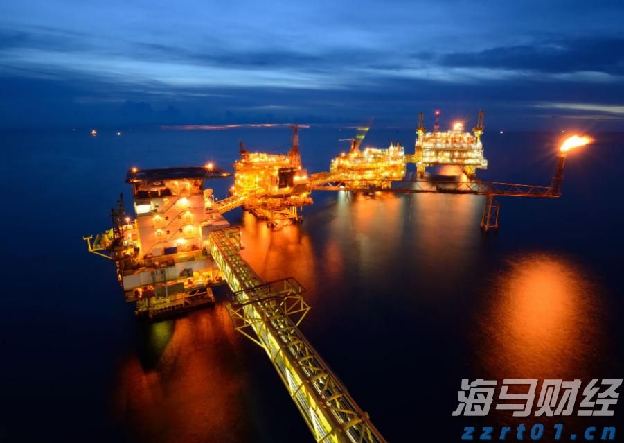 泰国最高法院判他信入狱重新服刑一年 他信表示接受